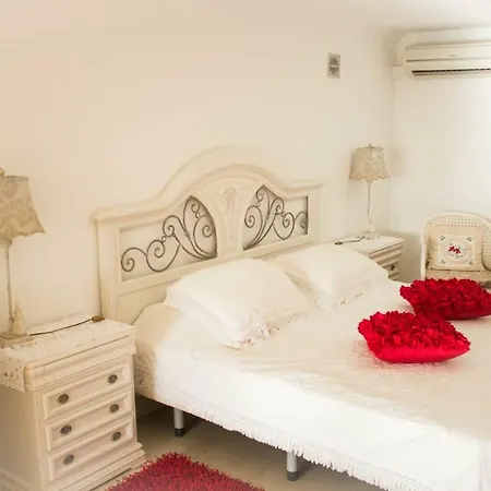 Paraiso Royale Villa
