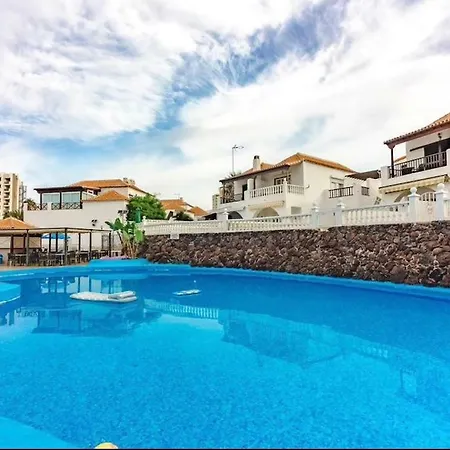 Paraiso Royale فيلة